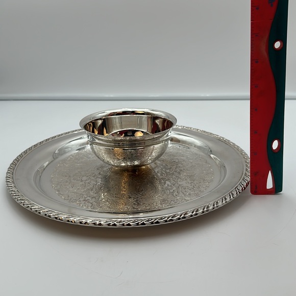 Vintage Oneida USA Silver Plated One Piece Chip & Dip Serving Platter - Picture 13 of 16